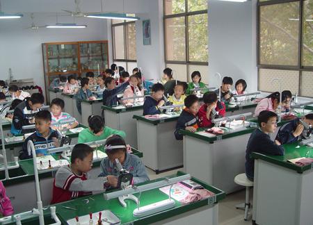 學(xué)校實(shí)驗(yàn)室分類(lèi)