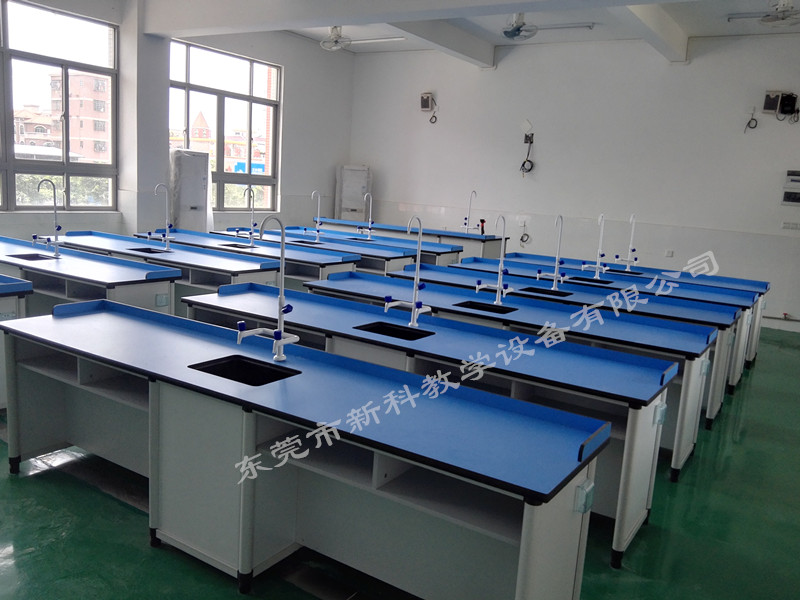 <a href='http://m.wj8vip.cn/chanpin/53-1.html' target='1' style='font-size:18px; font-weight:bold; color:#000000;'>科學(xué)實(shí)驗(yàn)室</a>