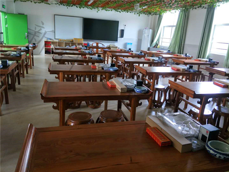 創(chuàng)意<a href='http://m.wj8vip.cn/chanpin/57-1.html' target='1' style='font-size:18px; font-weight:bold; color:#000000;'>書(shū)法功能室</a>