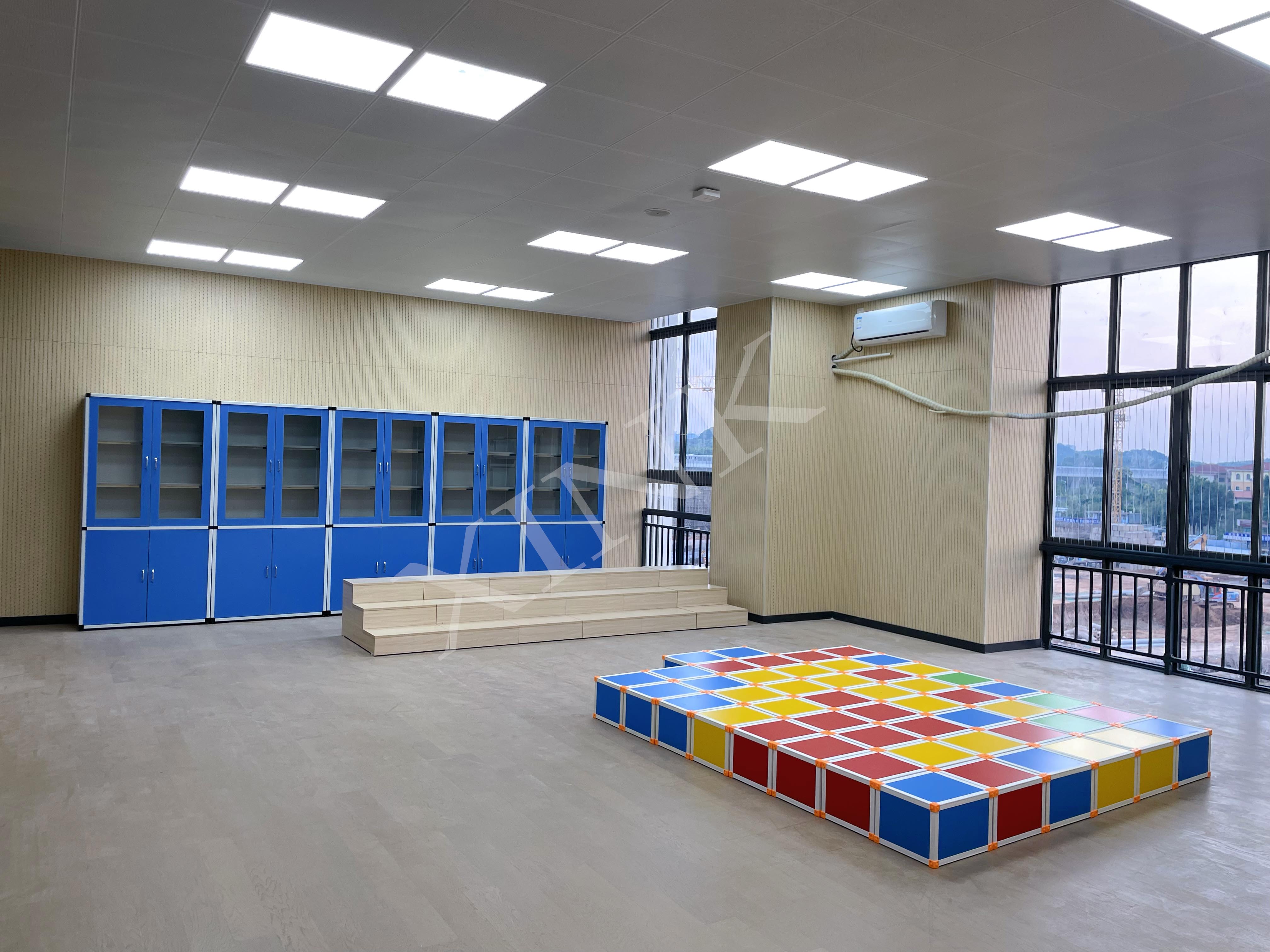 <a href='http://m.wj8vip.cn/chanpin/59-1.html' target='1' style='font-size:18px; font-weight:bold; color:#000000;'>舞蹈室</a>