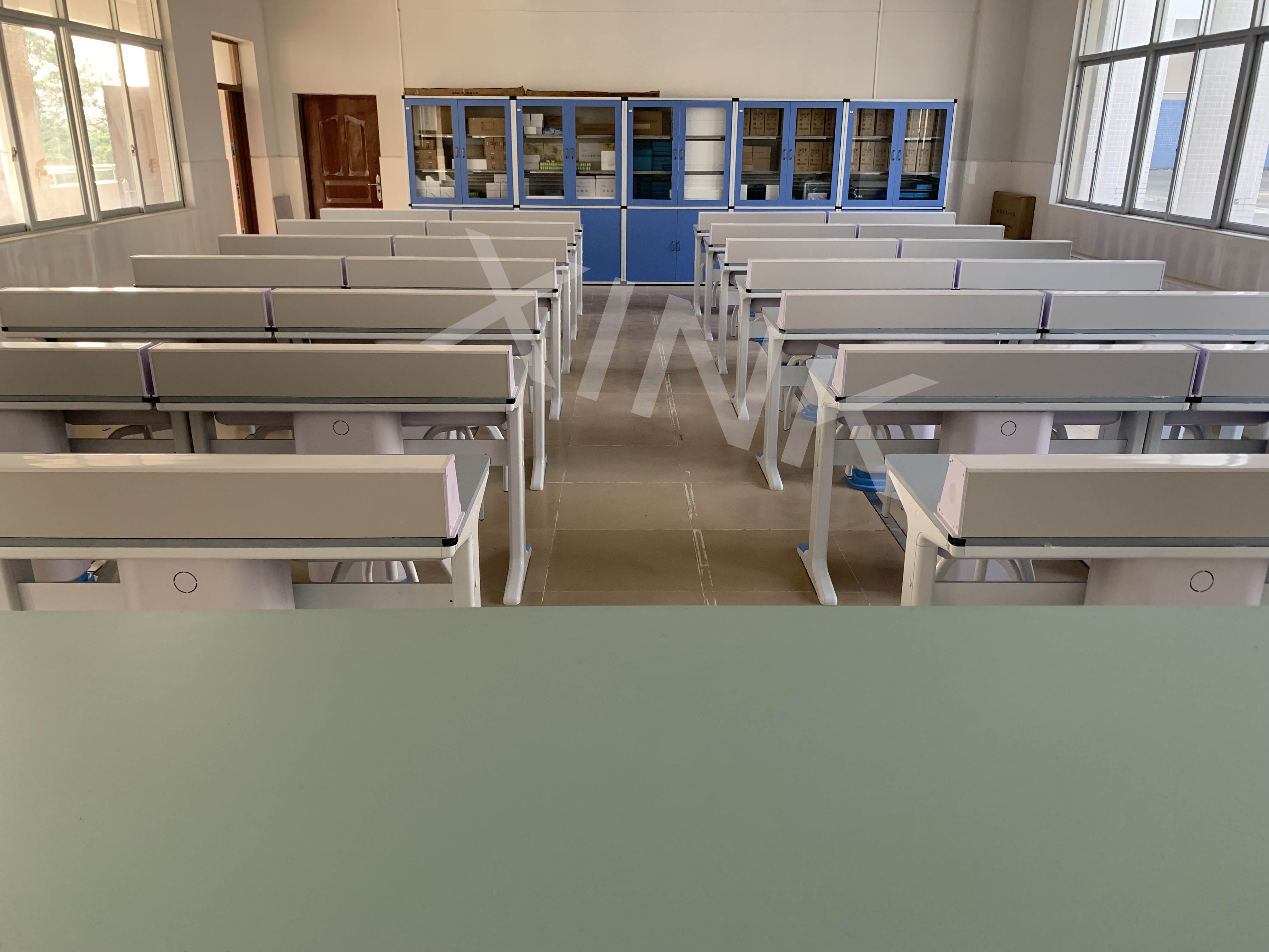 電學<a href='http://m.wj8vip.cn/' target='1' style='font-size:14px; font-weight:bold; color:#0080ff;'>物理實驗室</a>