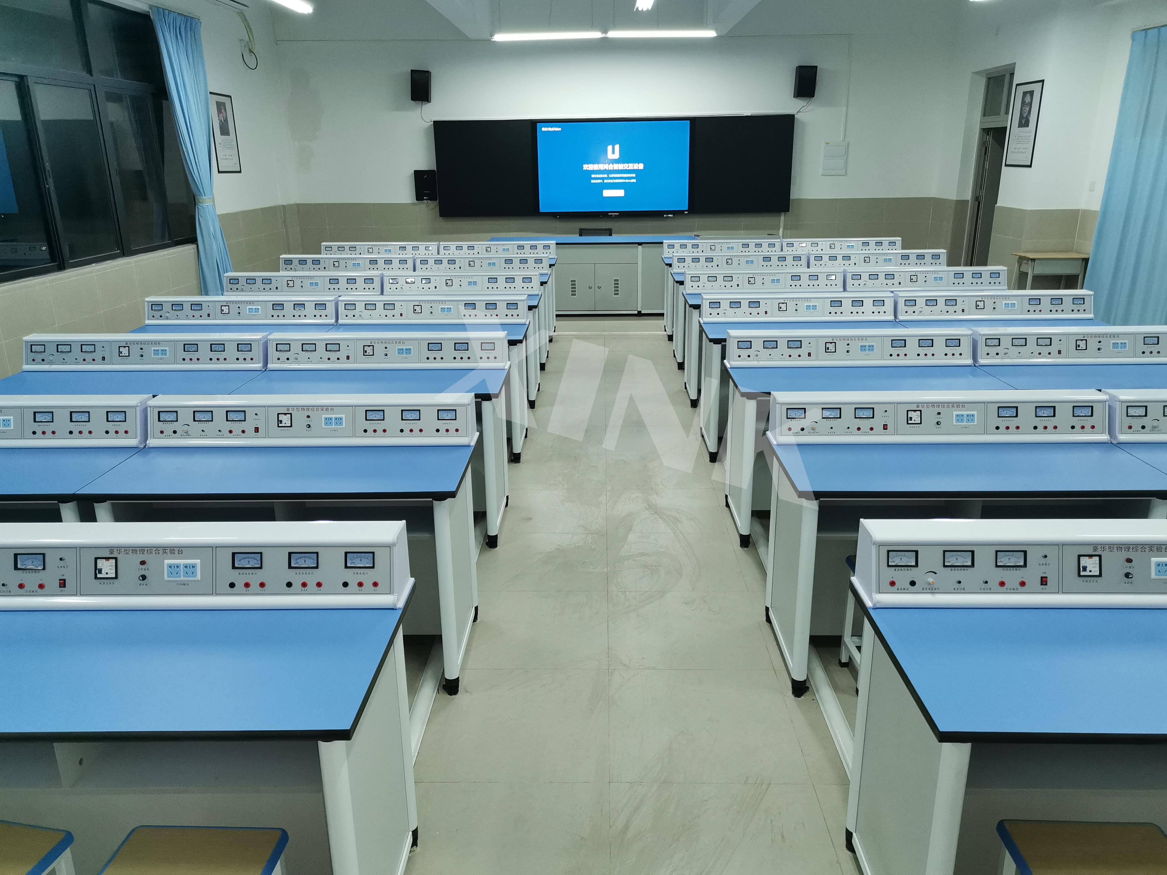 <a href='http://m.wj8vip.cn/' target='1' style='font-size:14px; font-weight:bold; color:#0080ff;'>物理實(shí)驗(yàn)室</a>