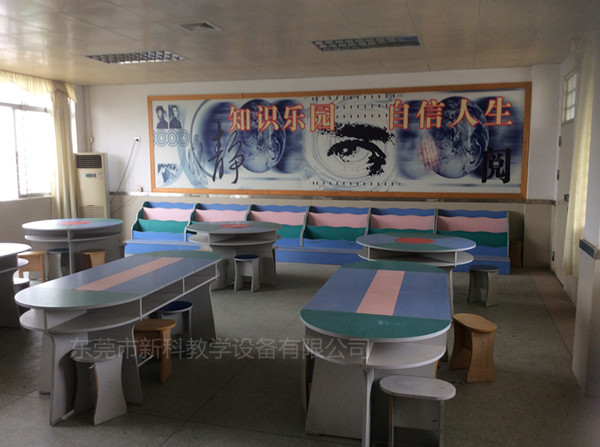 <a href='http://m.wj8vip.cn/chanpin/110-1.html' target='1' style='font-size:18px; font-weight:bold; color:#000000;'>圖書閱覽室</a>9