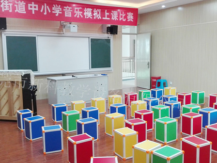 <a href='http://m.wj8vip.cn/chanpin/58-1.html' target='1' style='font-size:18px; font-weight:bold; color:#000000;'>音樂功能室</a>