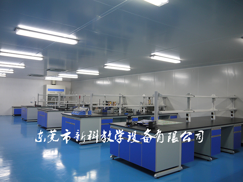 <a href='http://m.wj8vip.cn/products/63-1.html' target='1' style='font-size:18px; font-weight:bold; color:#000000;'>中央實驗臺</a>案例